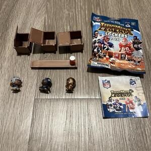 NFL LEGENDS TeenyMates Series 4 Mike Singletary Bears W/Locker & Label RARE 1:64